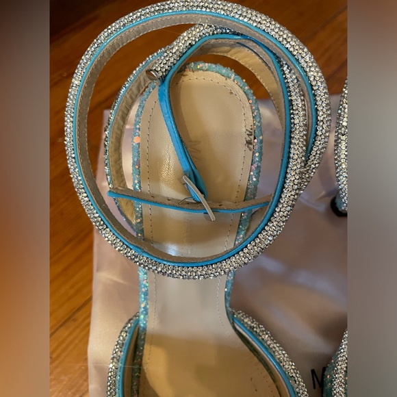 Mach & Mach Glitter Double Crystal Bow Pointed Toe Pump Size 39 Baby Blue - Picture 8 of 10